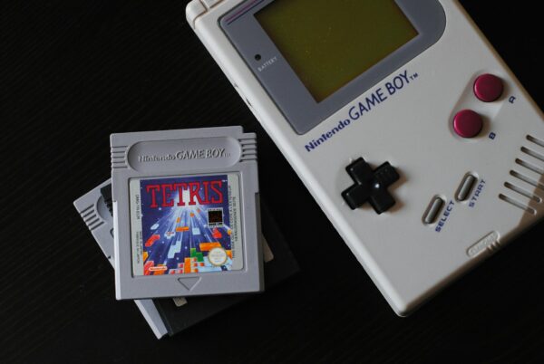 Picture of original Nintendo Game Boy and Tetris cartridge.